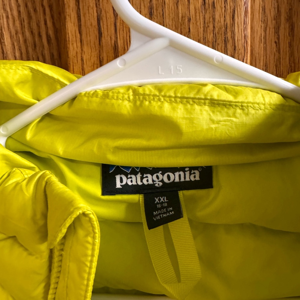 Vest in neon yellow